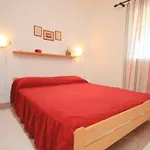 With A Parking Space Kukljica, Ugljan - 8196 Apartman