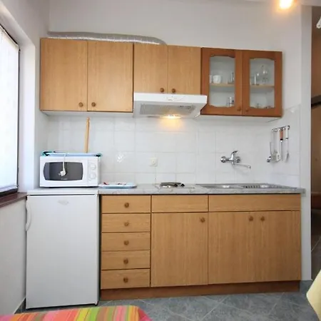 With A Parking Space Kukljica, Ugljan - 8196 公寓